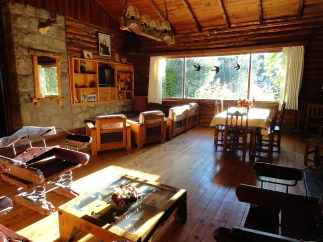 Sala de convivência de Hotel Angostura em Villa La Angostura