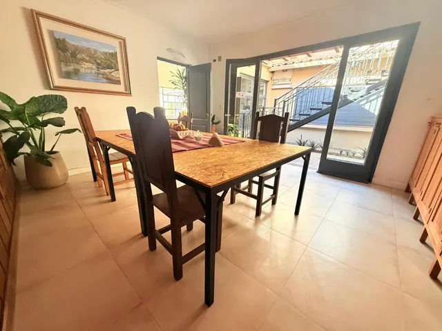 Comedor de Clivias Hostel en Salta