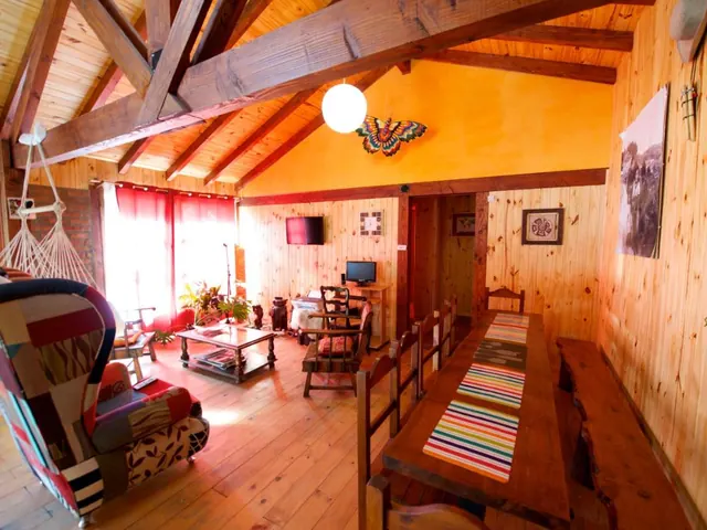 Common room at El hostel secreto in El Bolsón