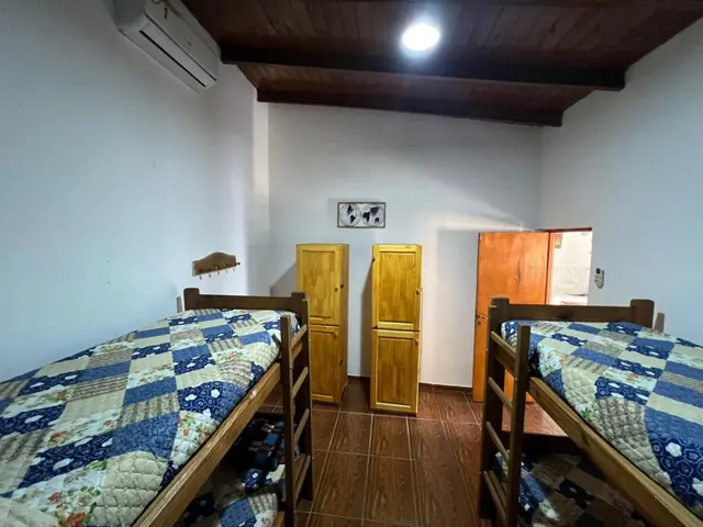 Dormitorio compartido de Hostel "L0st & Found" en Puerto Iguazú
