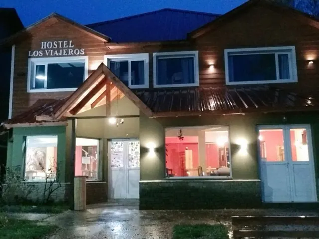 Fachada de Hostel Los Viajeros en El Chaltén
