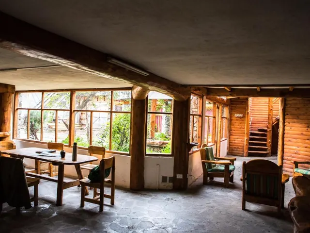 Dining room at Jardín de Rosas Hostel in El Bolsón