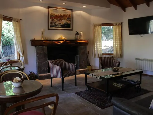 Sala de convivência de Paso Puyehue em Villa La Angostura