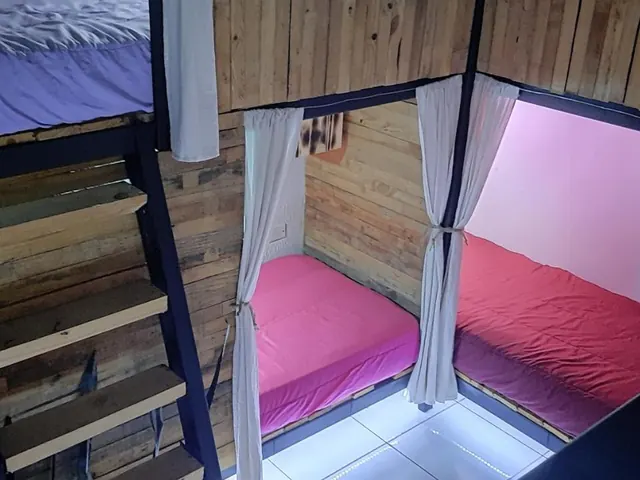 Dormitorio femenino de The Host Puerto Iguazú en Puerto Iguazú